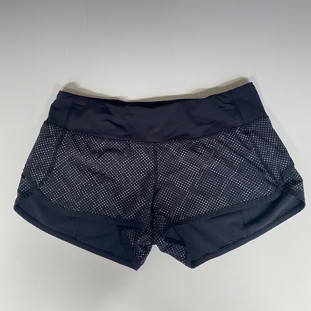 Lululemon Speed Run Shorts Diamond Snake Gray Black Low Rise Size 6